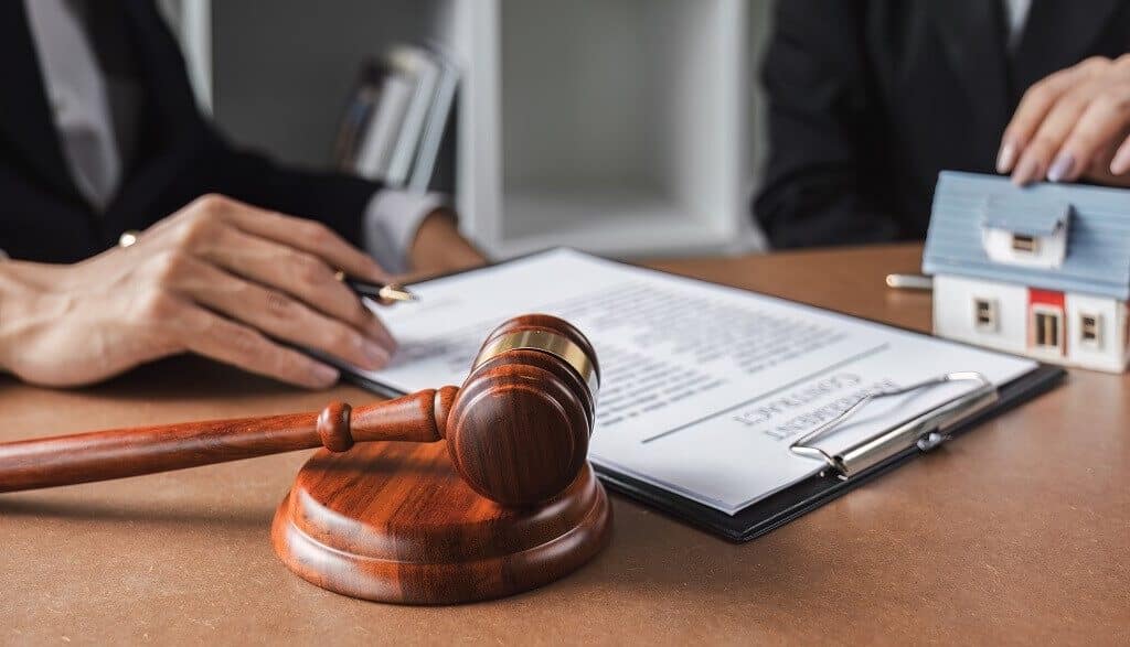 5 Unsurpassed Reasons to Hire a Real Estate Attorney Today - Alves Radcliffe