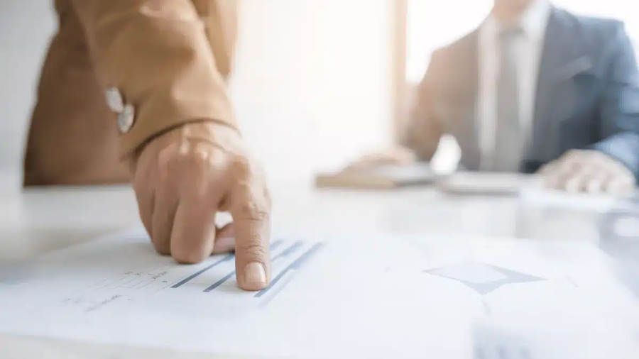 How Investors Can Spot Misleading Private Offerings Before It’s Too Late - Alves Radcliffe